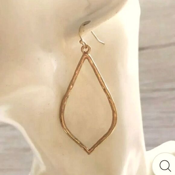Trendy Open Drop Earring - Picture 1 of 2